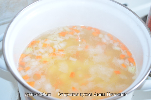 Картофельный суп-пюре с куриными кнелями