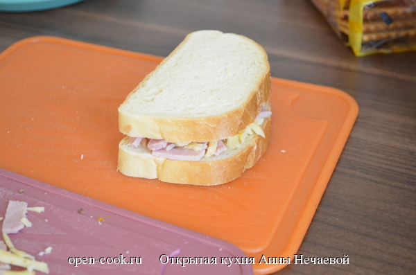 Сэндвич с ветчиной  и сыром