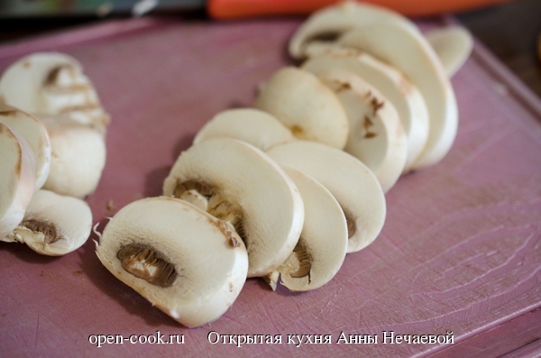 Картофель и грибы, запеченные в сливках