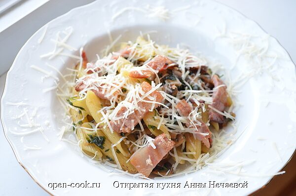 Паста с копченой грудинкой