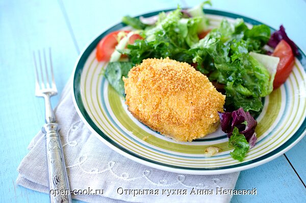 Куриные котлеты с черносливом и чесноком