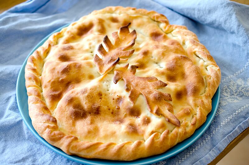 Пирог с капустой и яйцом
