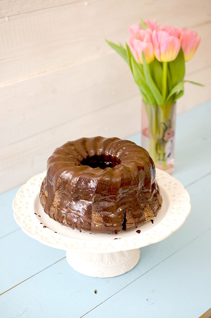 Шоколадный кекс. Chocolate Sour Cream Bundt Cake