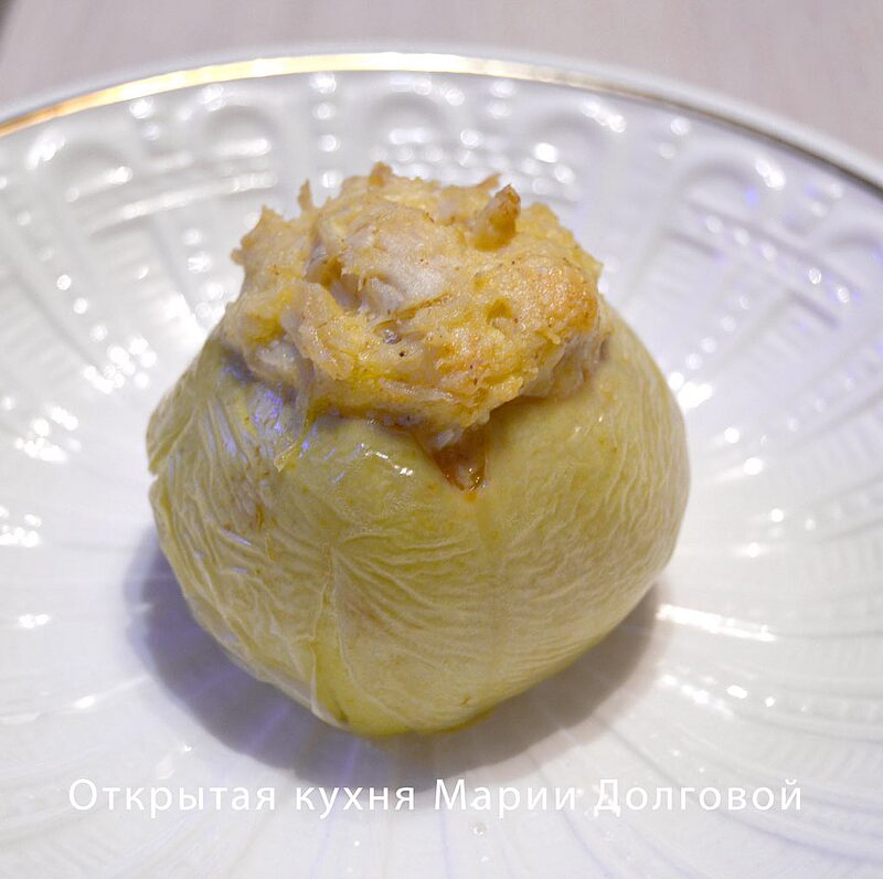 Яблоки фаршированные курицей и сыром