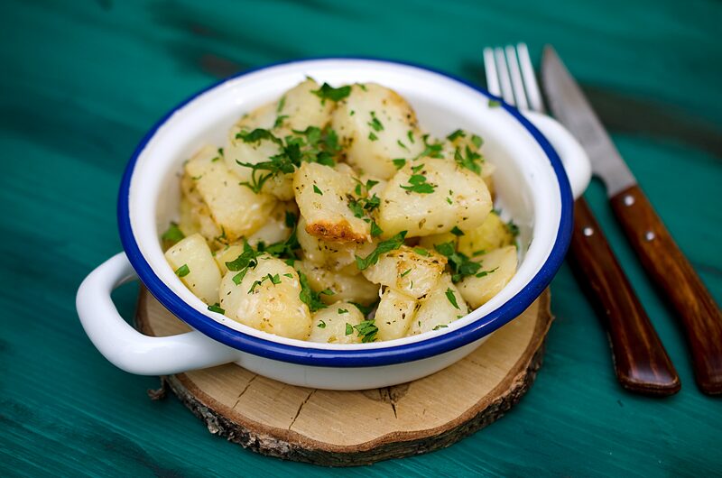 Картофель по-итальянски с пармезаном и чесноком