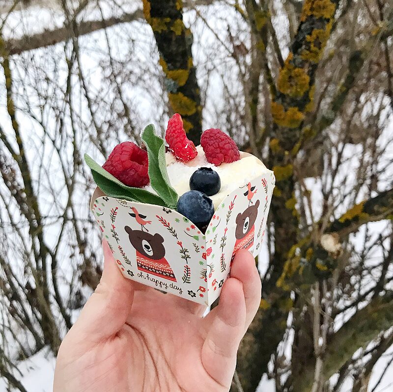 Капкейки с шалфеем