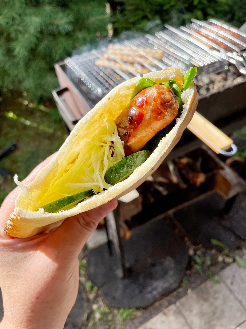 Пита с шашлычными колбасками