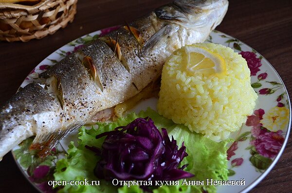 Сибас с розмарином и лимоном