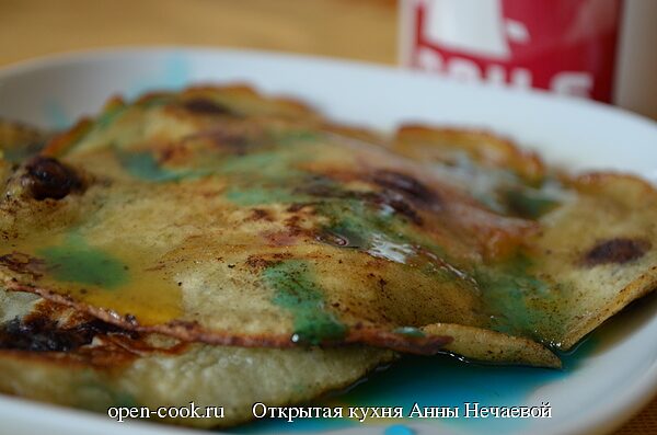 Блины с черникой